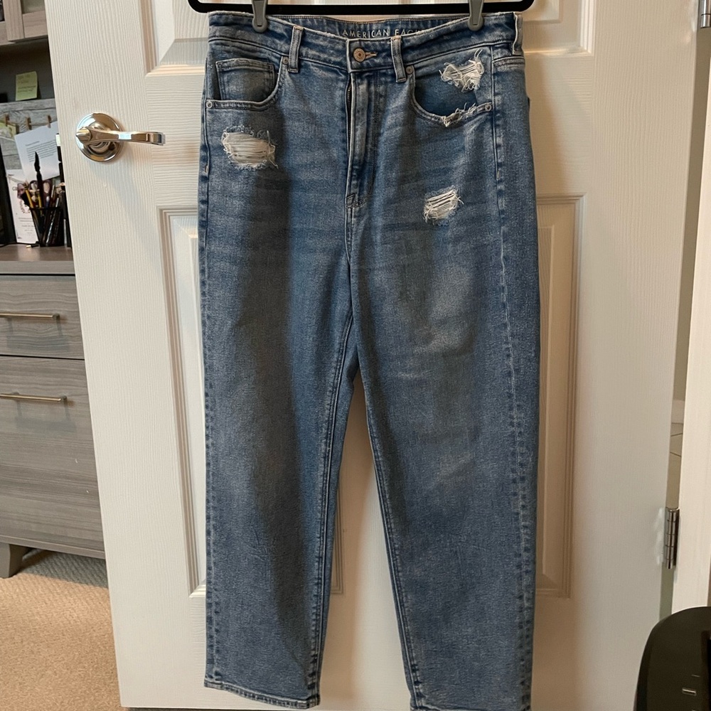 American Eagle Outfitters ladies straight Jeans size 12 reg